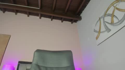 Snapshot of kimberlycoxxx chatting on March 3, 9:59 pm kimberly online show from March 3, 9:59 pm