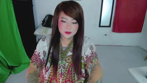 Snapshot of kimberlygati2 chatting on December 14, 1:06 am Kimberly Polizzi     online show from December 14, 1:06 am