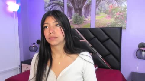 Snapshot of kimberlyvillalobos chatting on September 29, 11:42 am Kimberly Villalobos online show from September 29, 11:42 am