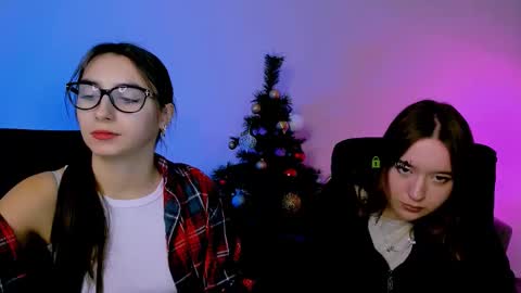 just Kimi  online show from December 16, 12:11 pm