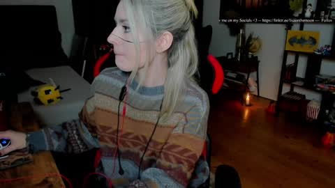 Wolfs Girl online show from November 27, 8:16 pm