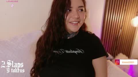     online show from March 31, 12:27 pm