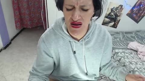 Kimmy online show from December 9, 2:45 am