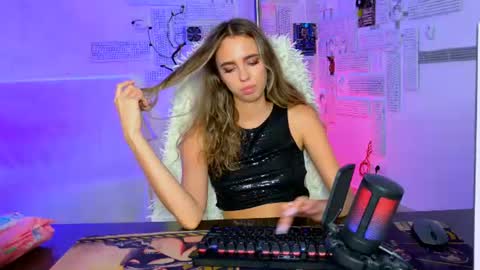 kimporins online show from July 6, 3:03 pm