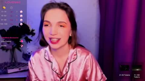 Hazel online show from December 21, 6:03 pm