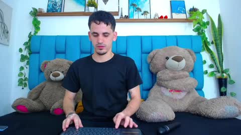 king voy online show from February 4, 5:33 am