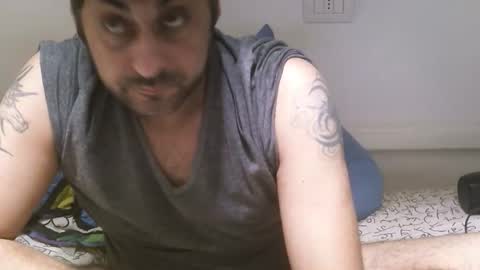  ivano corona  online show from April 6, 8:59 am