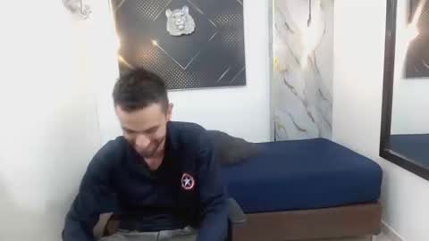 KING  online show from March 13, 3:43 am