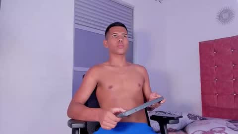 sebastian online show from December 5, 1:53 pm