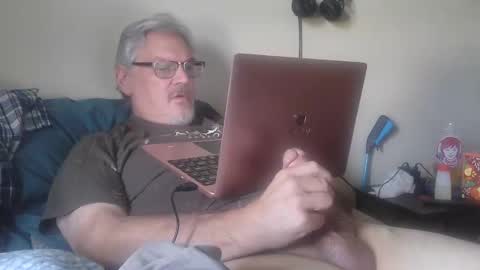 kingtongue10 online show from March 25, 8:37 pm