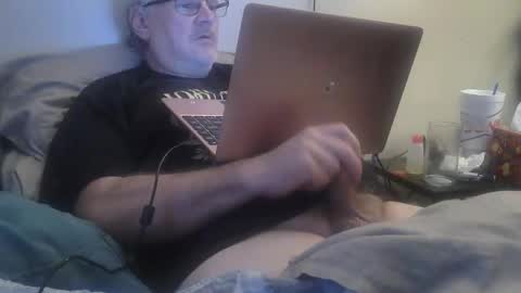 kingtongue10 online show from March 28, 12:06 pm