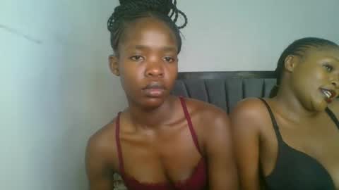 kinky_aria online show from November 27, 8:33 am