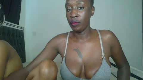 kinky_leila online show from June 30, 10:25 am