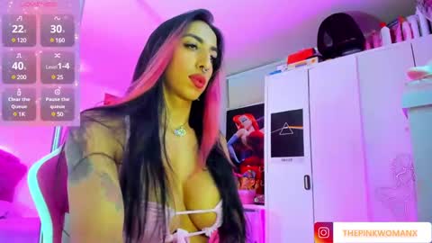 Snapshot of kinkybunny_4 chatting on January 6, 11:18 am Jasmine. online show from January 6, 11:18 am