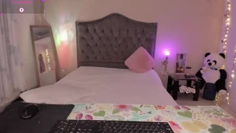 Jenny online show from February 24, 4:59 am