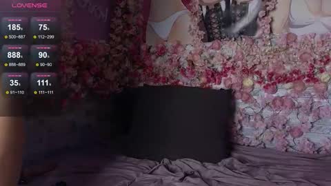 kinkyfriedchicks_ online show from March 6, 8:57 am