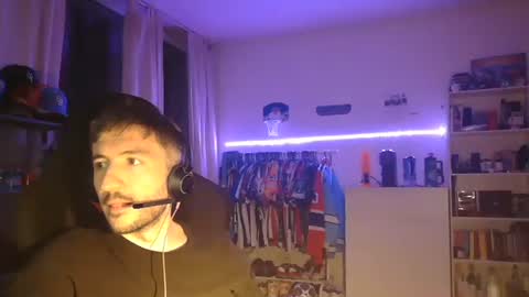 cachonlolo31 online show from April 19, 11:07 pm