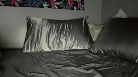 kinkypopsicle online show from June 6, 6:30 am
