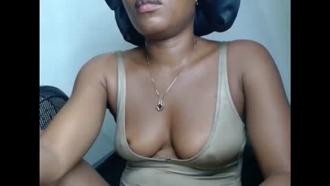 kinkyxxnasty online show from November 17, 6:10 pm