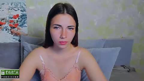Kira  online show from June 17, 6:46 pm