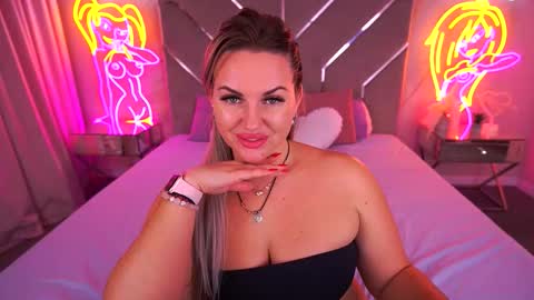 Kira online show from November 24, 9:46 pm