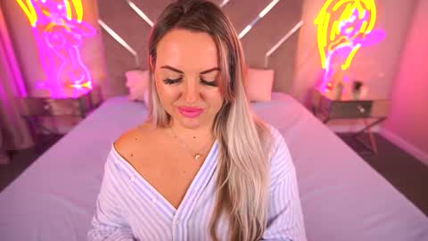 Kira online show from November 10, 11:18 pm