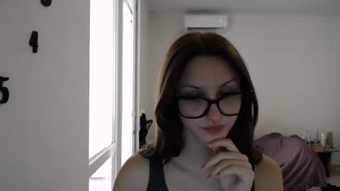 Snapshot of kirakittenn chatting on September 15, 12:39 pm kirakittenn online show from September 15, 12:39 pm
