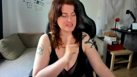 Kira  online show from May 22, 3:08 pm