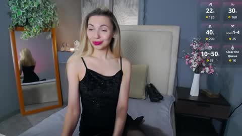 KiraNigt online show from April 19, 1:50 am