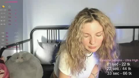 kirasigmameow6969 online show from June 4, 3:07 pm