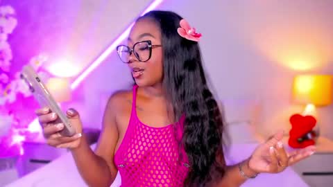 kishalove_ online show from April 9, 10:21 am