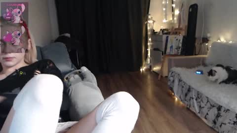 Kisi online show from January 31, 9:48 pm