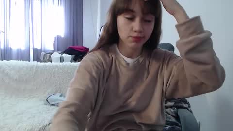 Kisi online show from December 16, 8:52 am