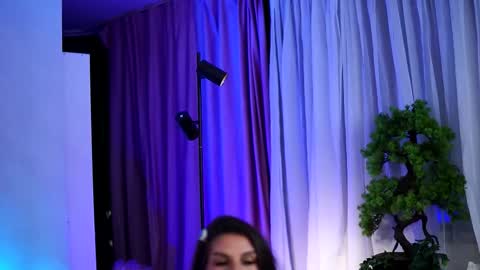 Kiss Jess online show from February 19, 8:19 pm