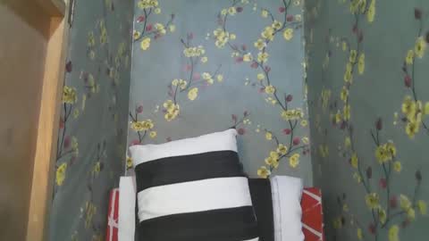 kiss_me_loves online show from December 8, 3:29 am