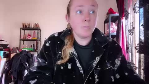 kissica online show from February 20, 11:23 am