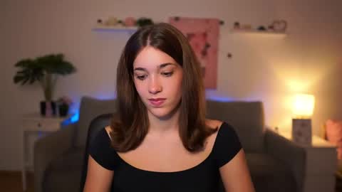 Snapshot of kissiecat chatting on October 21, 1:16 pm Sisi online show from October 21, 1:16 pm
