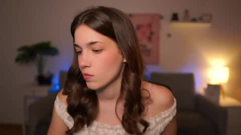 Sisi online show from April 21, 3:08 pm