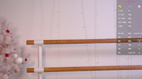 Snapshot of kisskiss_muah chatting on December 22, 4:59 pm Kate online show from December 22, 4:59 pm