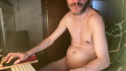 kissofbanned1983 online show from April 19, 12:50 pm