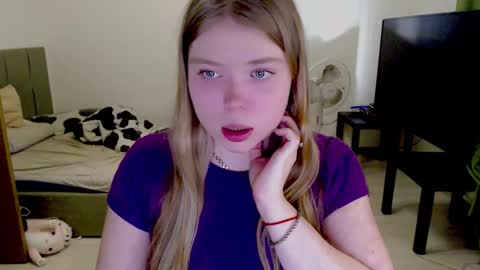 Jennyblonde and Emmabrunette online show from October 12, 12:53 pm