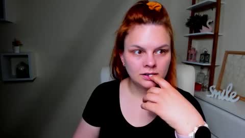 Kitten online show from June 2, 5:42 am