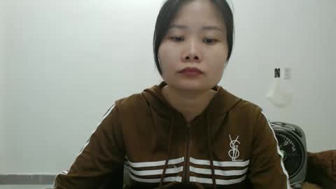 kitti_baby2x online show from March 20, 12:10 pm