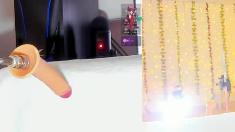 Kitty online show from April 18, 10:17 am