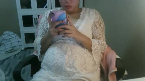 Snapshot of kitty_fussy chatting on October 7, 7:21 pm kitty_fussy online show from October 7, 7:21 pm
