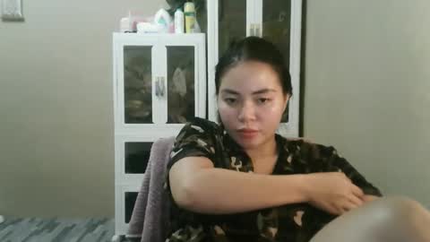 Snapshot of kitty_fussy chatting on October 14, 3:37 pm kitty_fussy online show from October 14, 3:37 pm