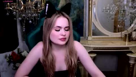 Snapshot of kitty_pantera chatting on September 10, 11:22 am kitty_pantera online show from September 10, 11:22 am