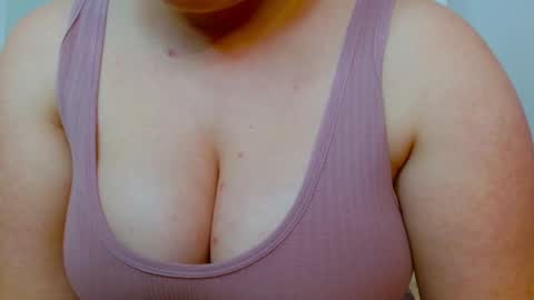  Ariana  online show from January 16, 12:12 am