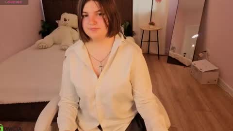 KittyLiikk online show from June 25, 5:12 am