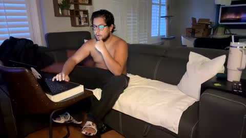 kittywoodyluv online show from January 21, 9:46 pm